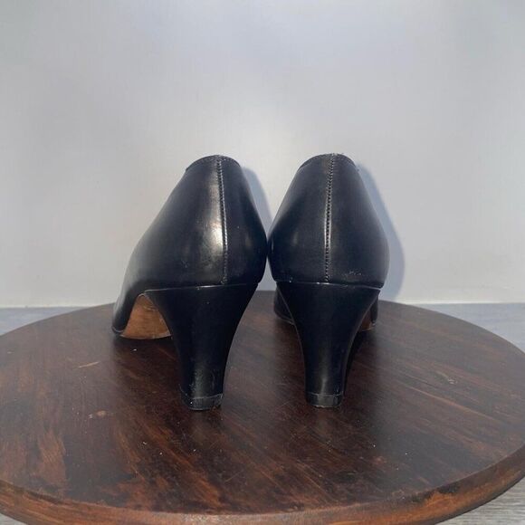 Salvatore Ferragamo Black Women’s 8.5 AA Leather Buckle Pumps Heel Y2K Vintage - Picture 5 of 9